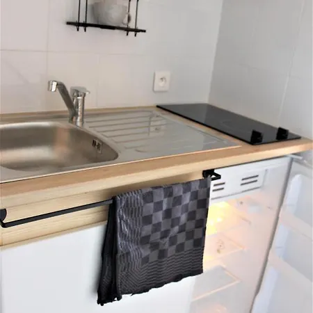 Sous Les Pistes Avec Vue Sur La Vallee