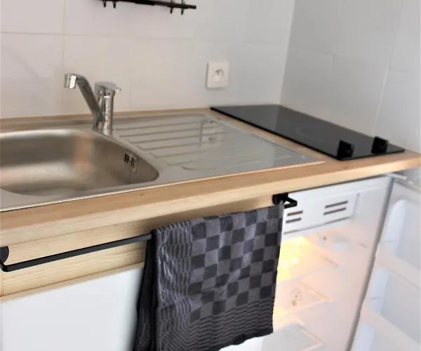 Sous Les Pistes Avec Vue Sur La Vallee